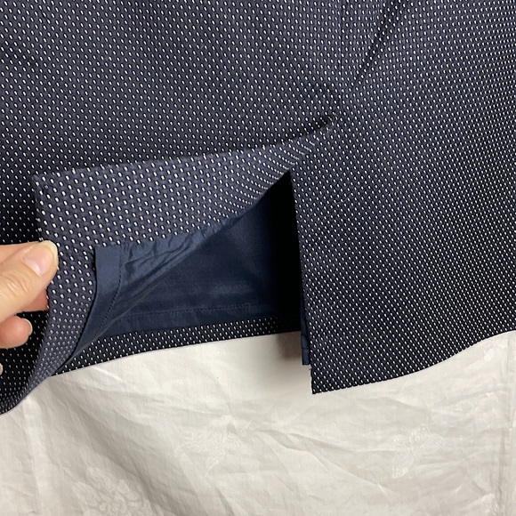 Tommy Hilfiger Navy w/ White Skirt, Size 6 - Picture 3 of 5